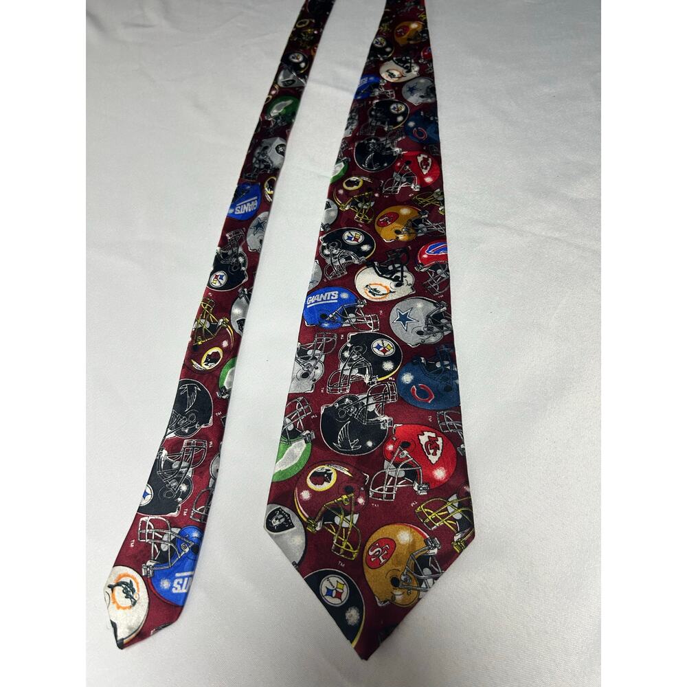 TEAM NFL Men's Necktie 100% Silk Helmets